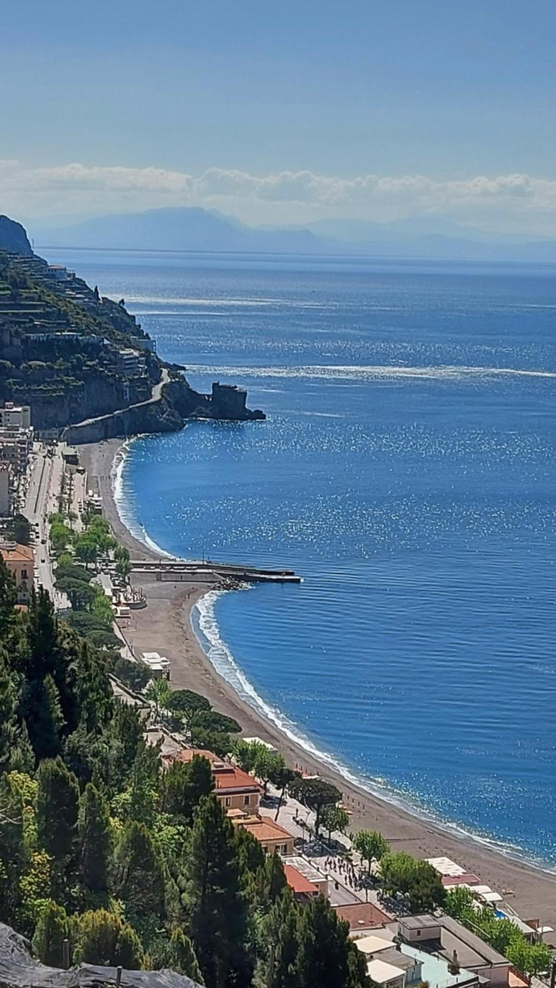 Galene - Beachfront In Costa D'Amalfi Maiori Eksteriør billede