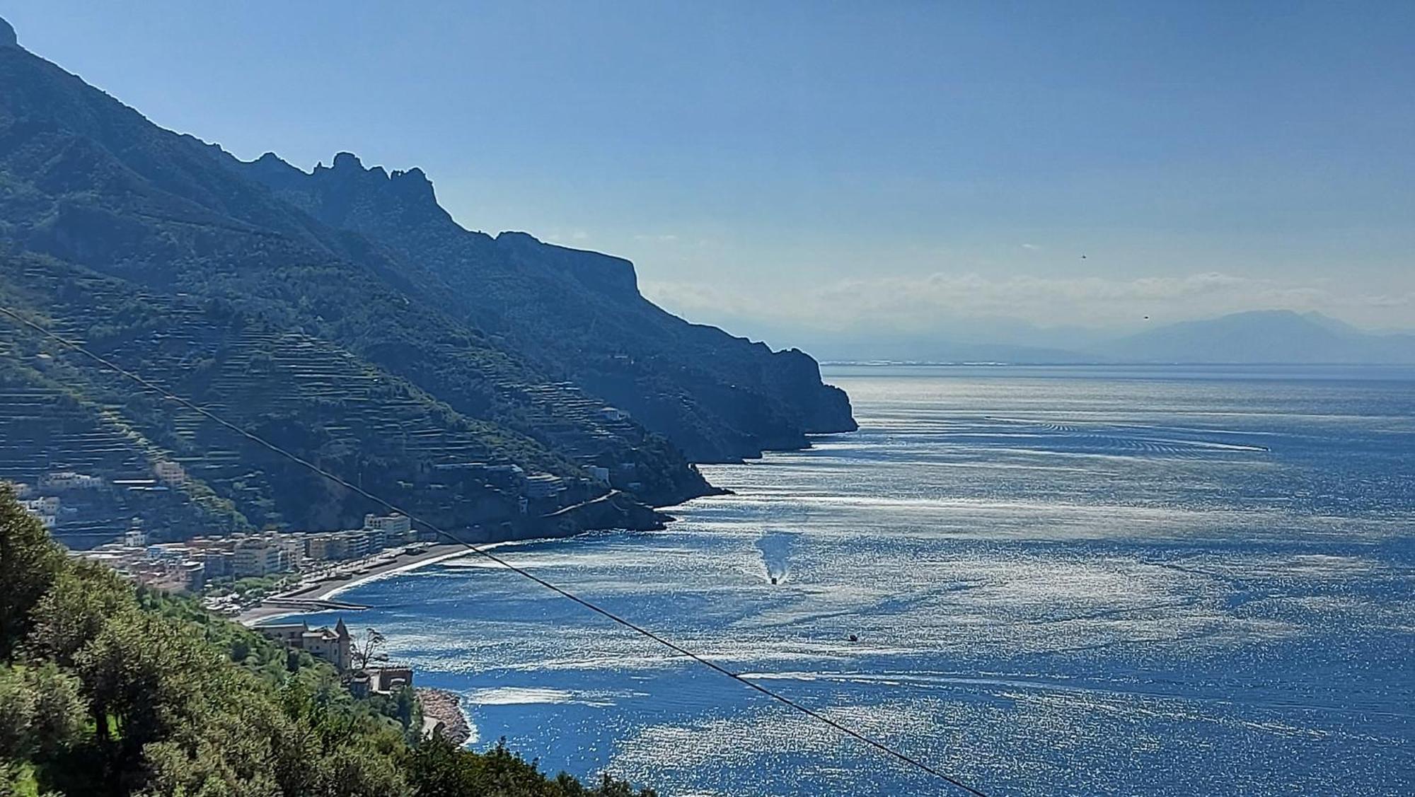 Galene - Beachfront In Costa D'Amalfi Maiori Eksteriør billede