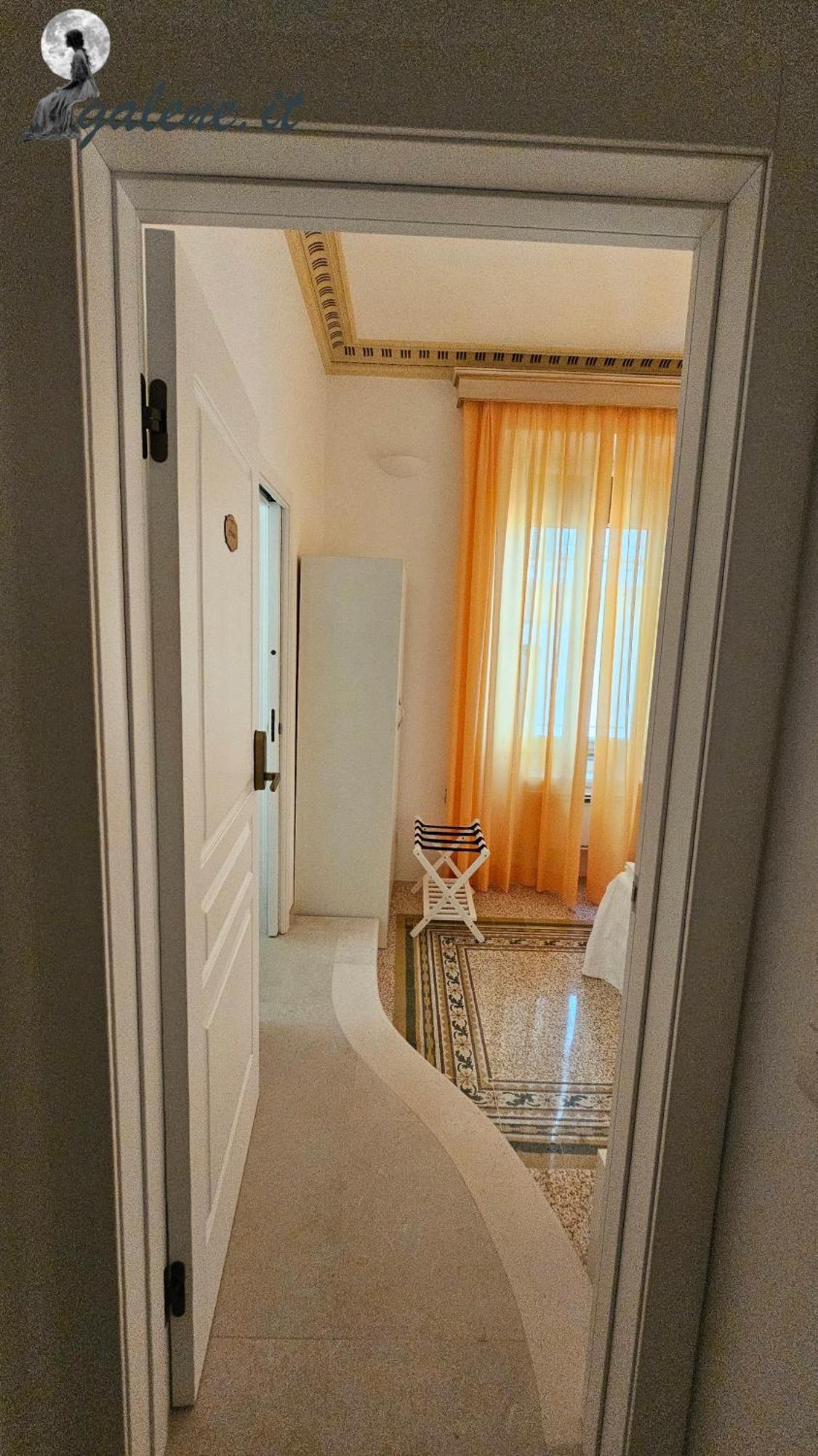 Galene - Beachfront In Costa D'Amalfi Maiori Eksteriør billede