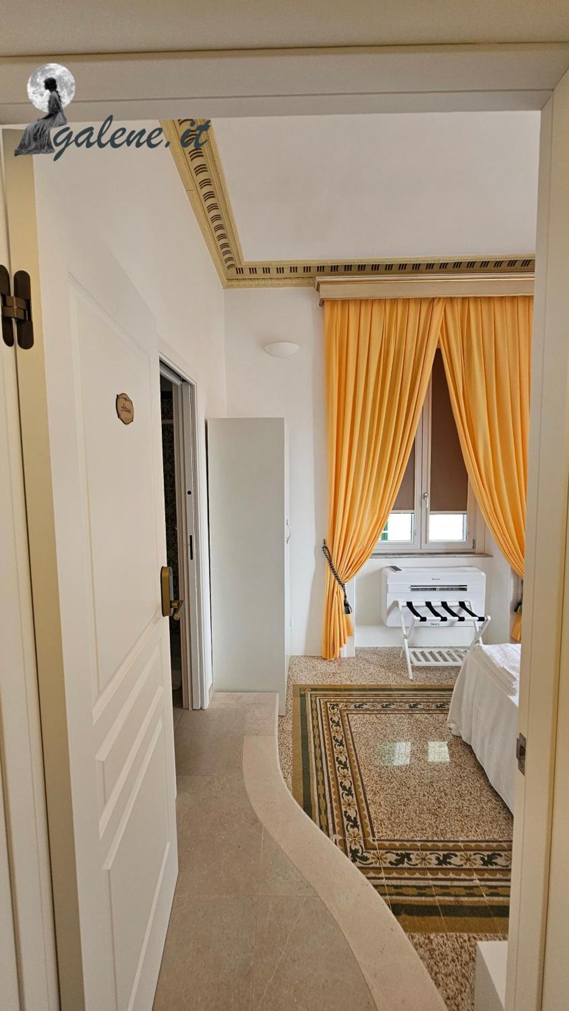 Galene - Beachfront In Costa D'Amalfi Maiori Eksteriør billede